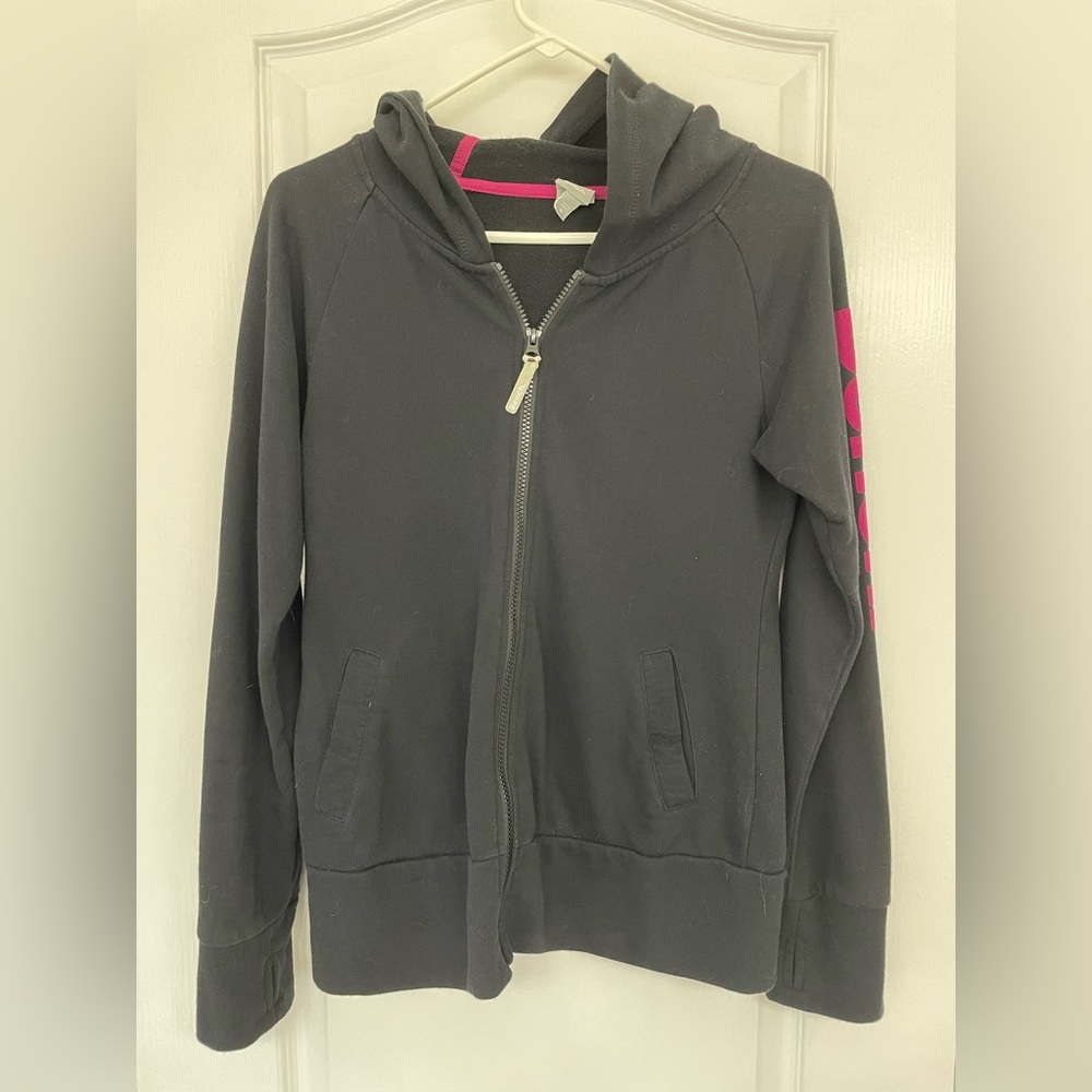 Bench Sweater Black